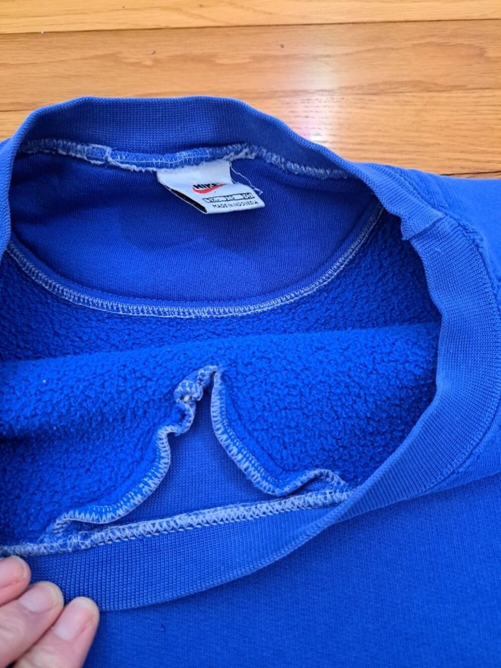 Vintage 1990's Nike Mens Blue Crewneck Sweatshirt 3XL Black Swoosh Logo - Picture 3 of 12